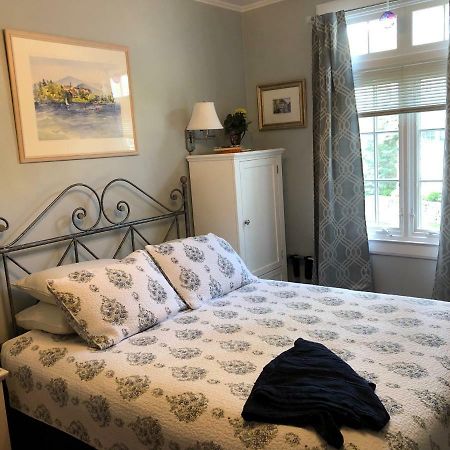 Lake George Boathouse Waterfront Lodging Bolton Landing Exteriér fotografie