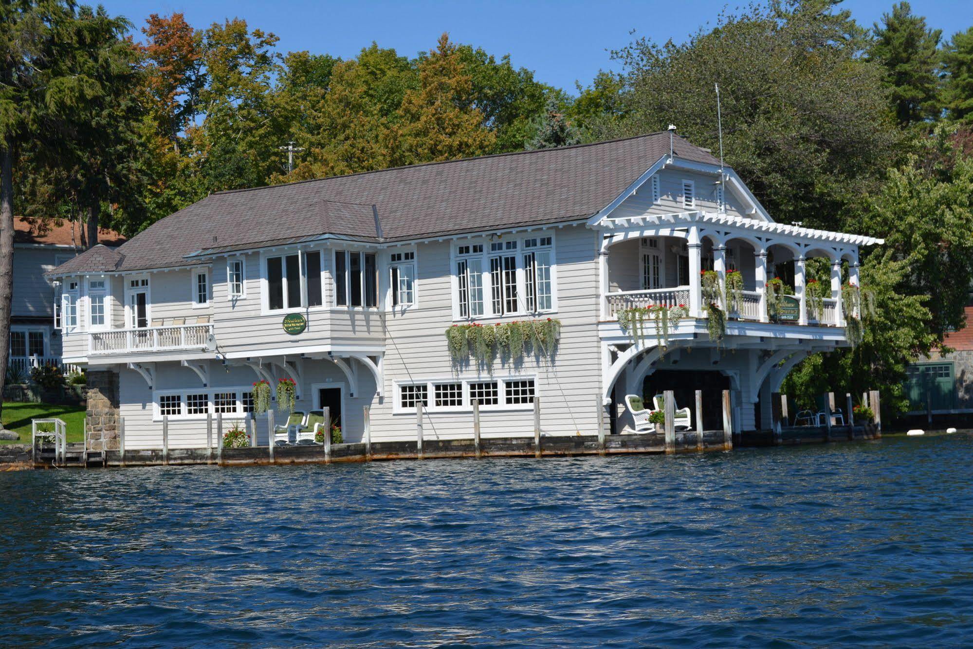 Lake George Boathouse Waterfront Lodging Bolton Landing Exteriér fotografie