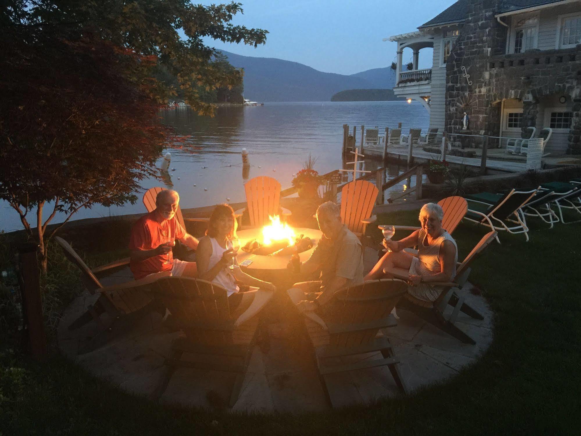 Lake George Boathouse Waterfront Lodging Bolton Landing Exteriér fotografie